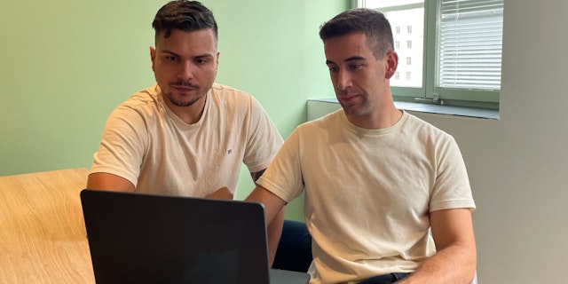 Carlos y Luis, de MisCasas Colombia